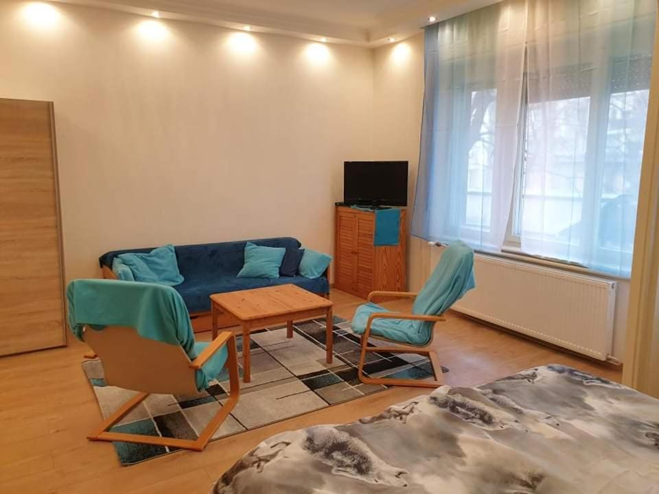 Lara Apartmán